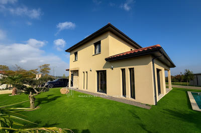 Villa - 145 m² - 6 pièces