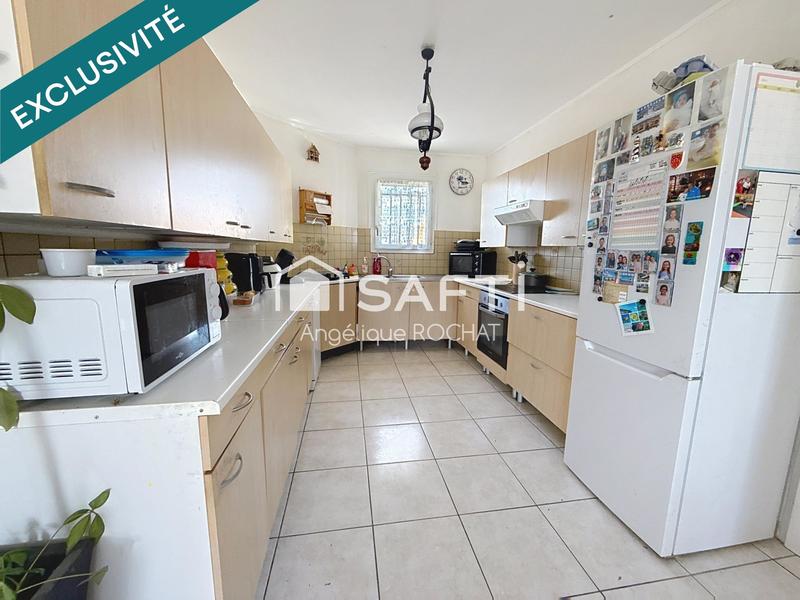 Maison - 96 m² - 4 pièces