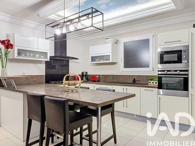 Maison - 81 m² - 4 pièces