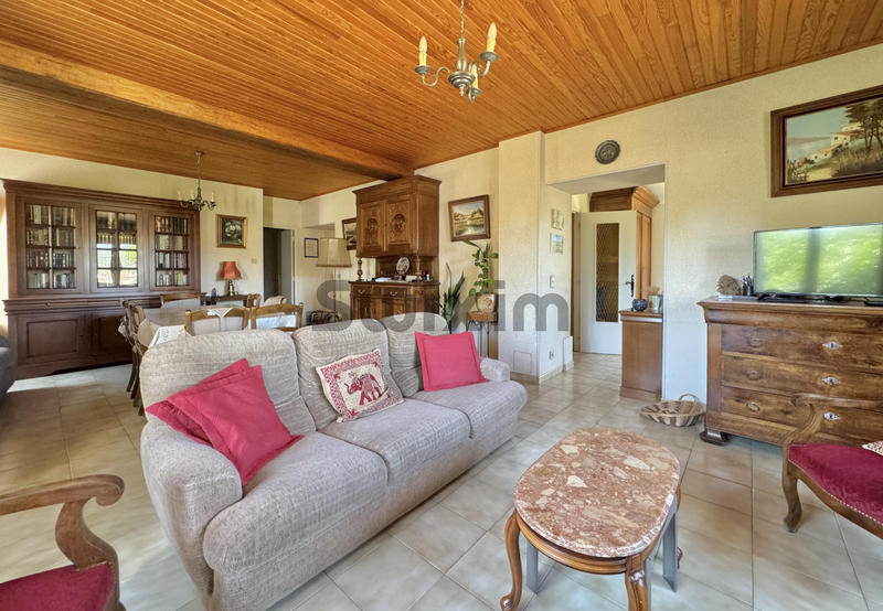 Propriété - 150 m² - 7 pièces