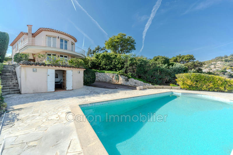 Maison - 182 m² - 8 pièces