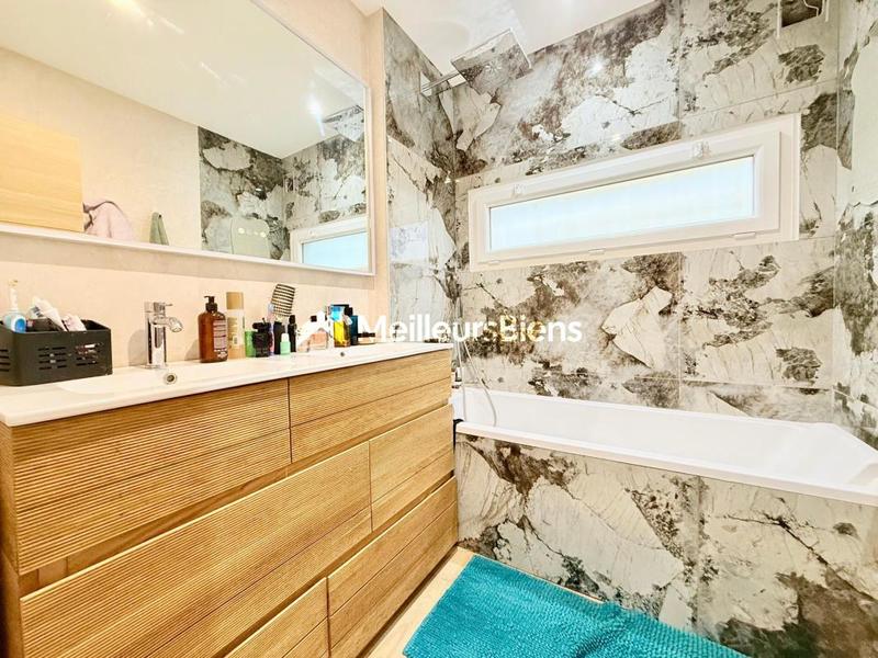 Appartement - 116 m² - 5 pièces