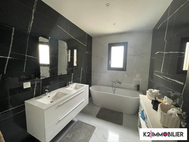 Maison - 124 m² - 5 pièces