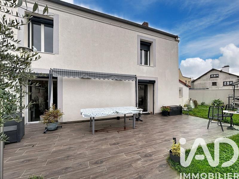 Maison - 117 m² - 5 pièces