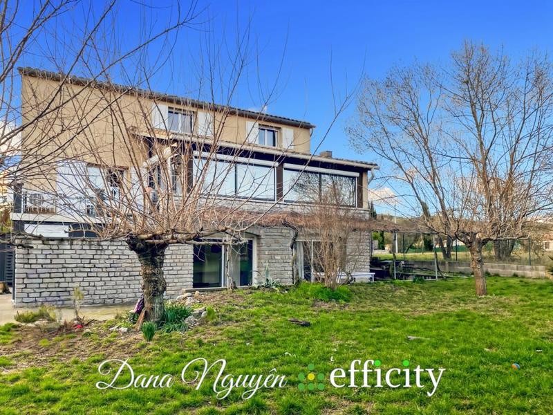 Mas - 154 m² - 9 pièces