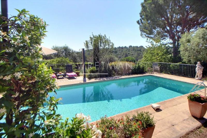 Maison - 146 m² - 7 pièces