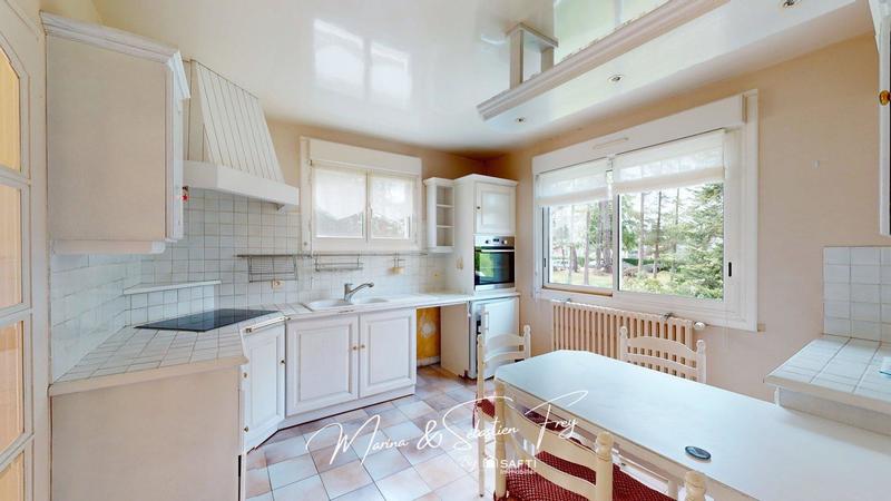 Maison - 170 m² - 6 pièces