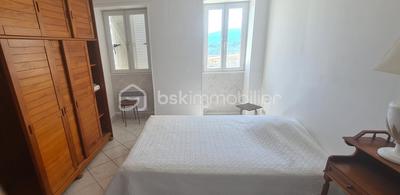 Maison de village - 87 m² - 4 pièces