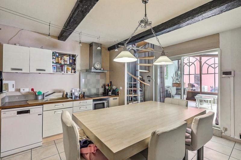 Maison - 123 m² - 5 pièces