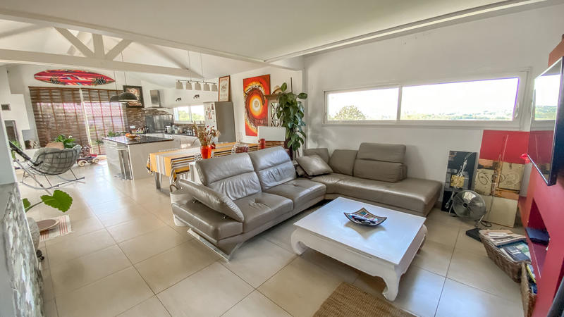 Villa - 147 m² - 6 pièces