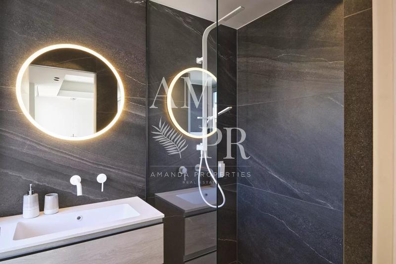 Appartement - 105 m² - 4 pièces