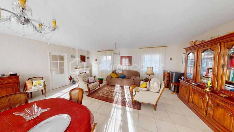 Pavillon - 120 m² - 5 pièces