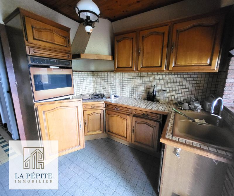 Maison - 90 m² - 5 pièces