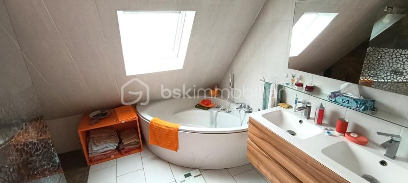 Maison - 117 m² - 6 pièces