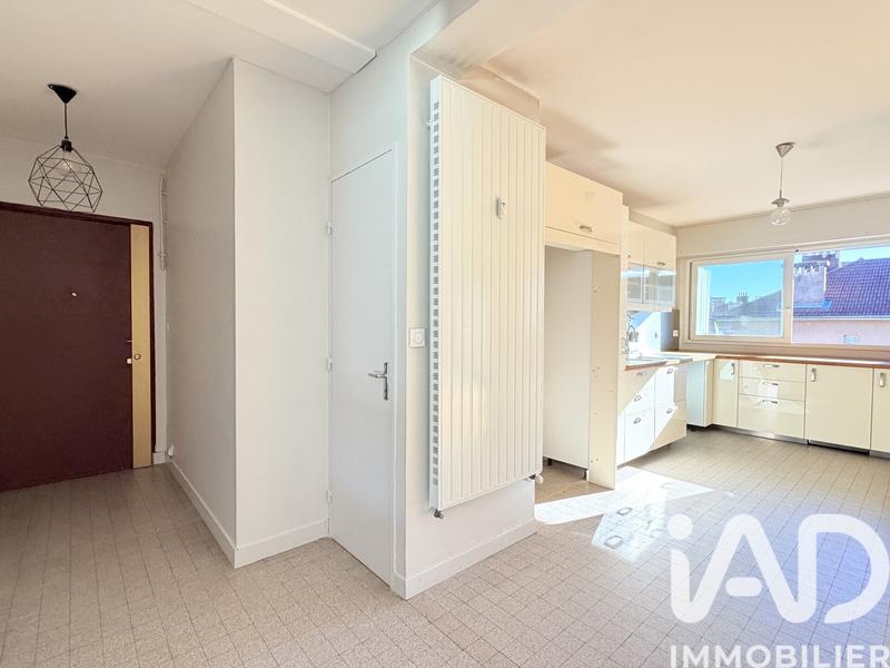 Appartement - 87 m² - 3 pièces