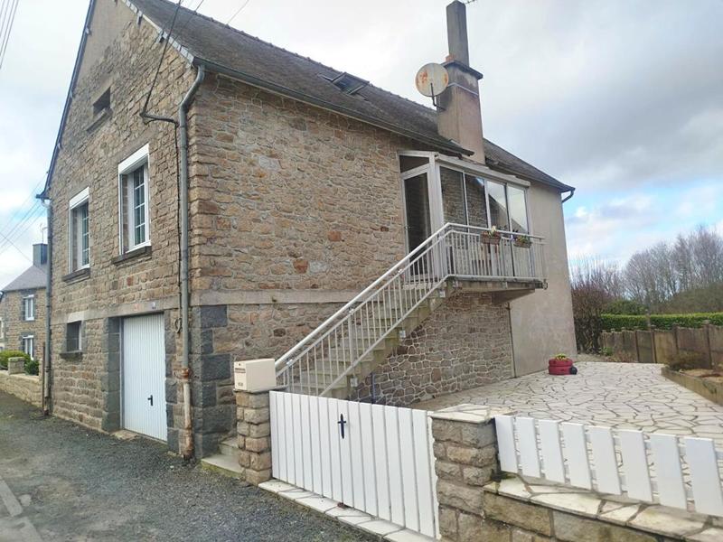 Maison - 88 m² - 6 pièces