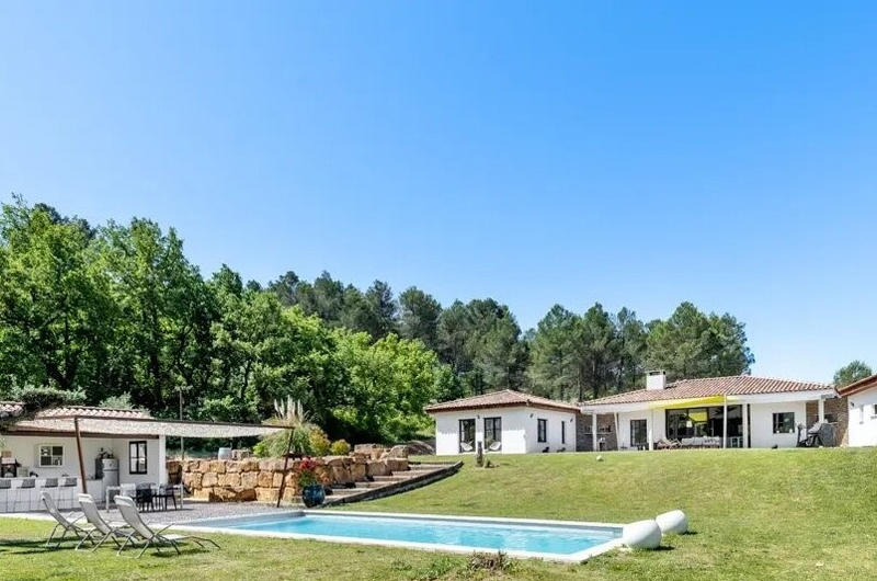 Maison - 177 m² - 5 pièces