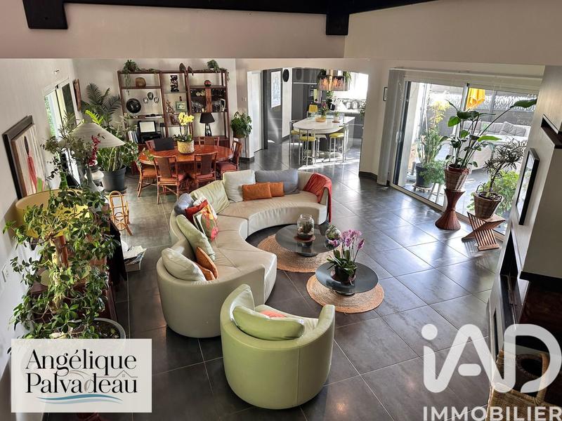 Maison de maîtres - 217 m² - 6 pièces