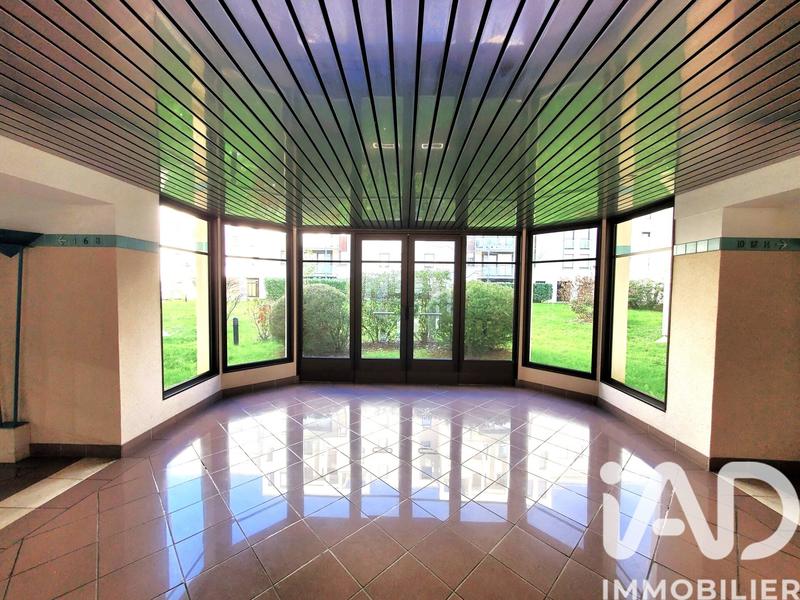 Appartement - 97 m² - 6 pièces