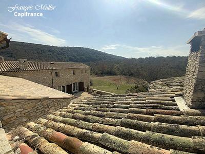 Fonds de commerce - 552 m²