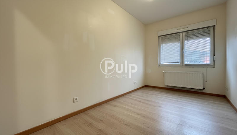 Maison - 85 m² - 5 pièces