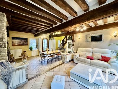 Maison - 140 m² - 6 pièces