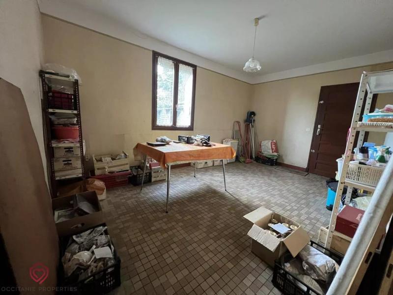 Maison - 221 m² - 8 pièces