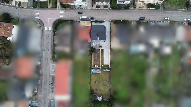 Maison - 166 m² - 6 pièces