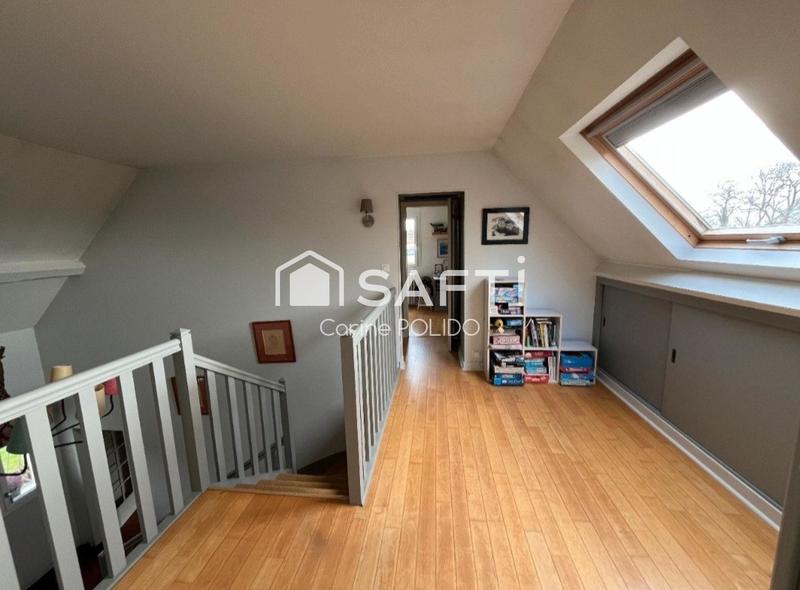 Maison - 177 m² - 7 pièces