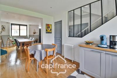 Maison - 136 m² - 6 pièces