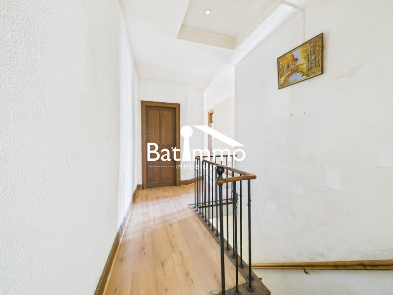 Maison - 165 m² - 7 pièces