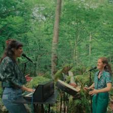 Xiberoa Kantuz Loraturik + Lurodei