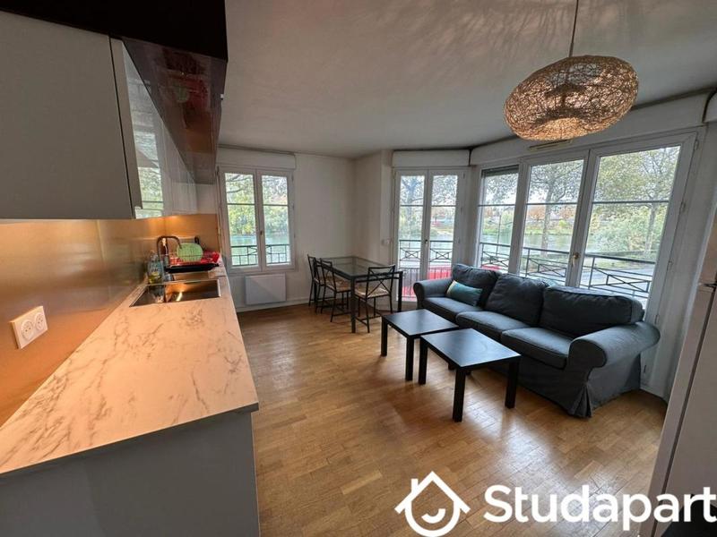 Chambre - 10 m² - 1 pièce