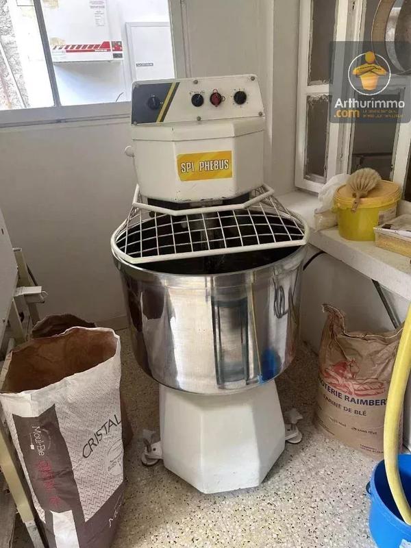 Fonds de commerce - 150 m²