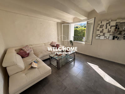 Maison - 98 m² - 5 pièces