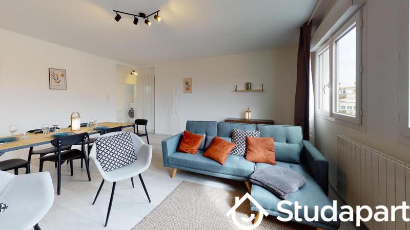 Chambre - 9 m² - 1 pièce