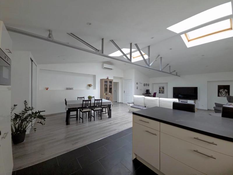 Appartement - 125 m² - 4 pièces