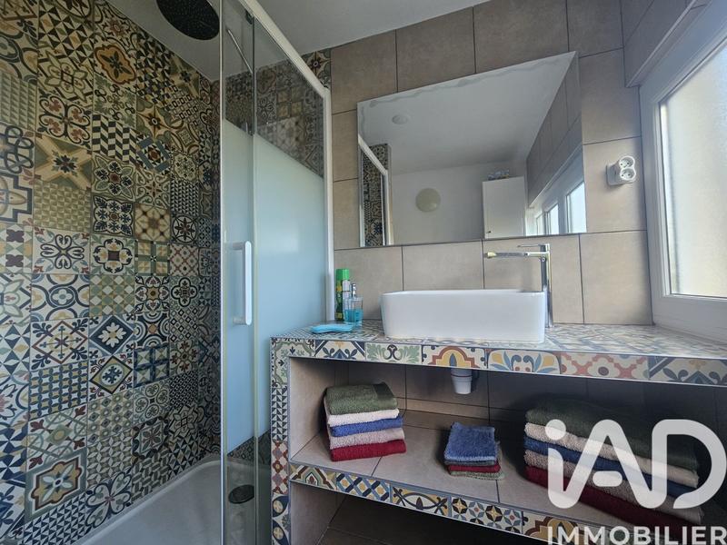 Maison - 300 m² - 10 pièces