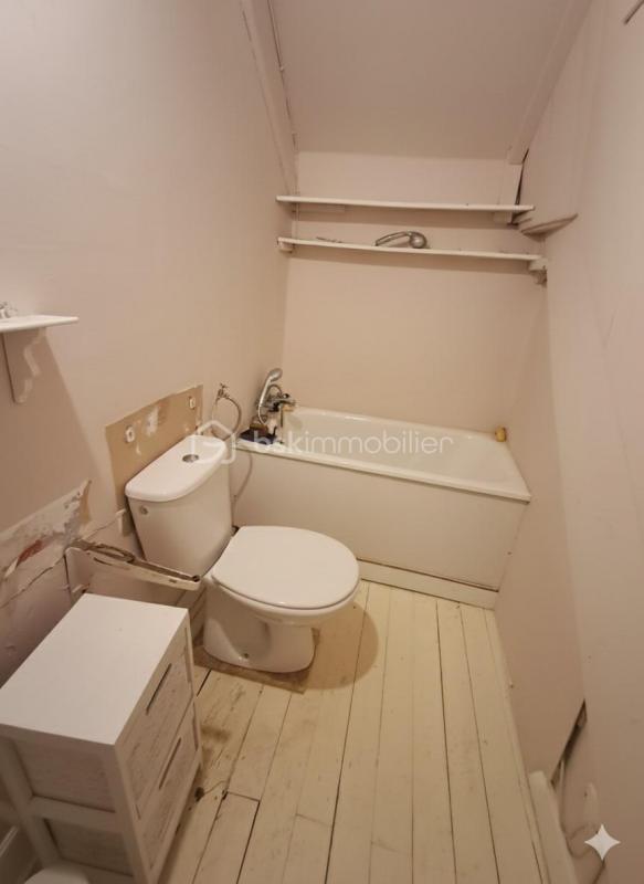 Demeure - 260 m² - 9 pièces