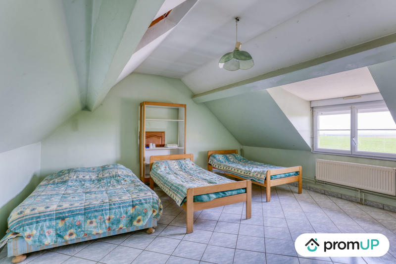 Fonds de commerce - 1 051 m²