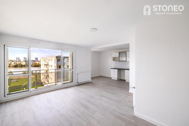 Appartement ancien - 80 m² - 4 pièces