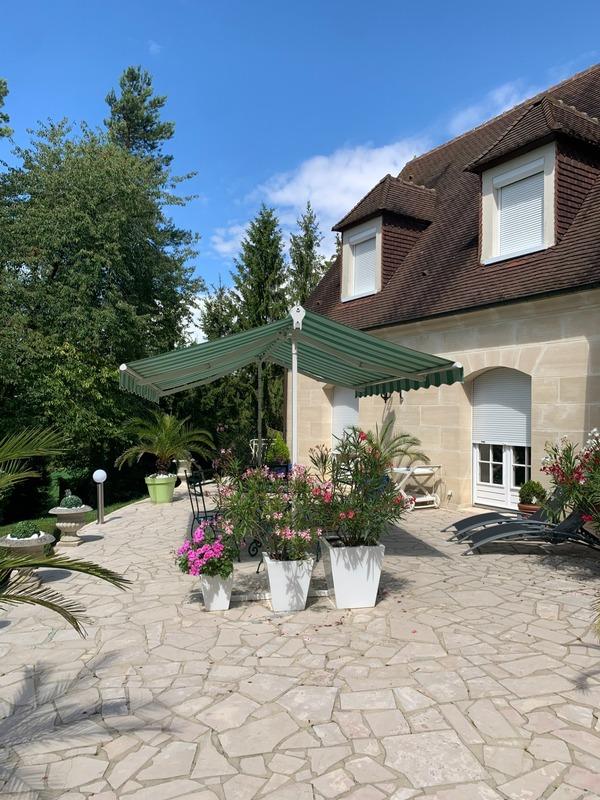 Maison bourgeoise - 296 m² - 7 pièces