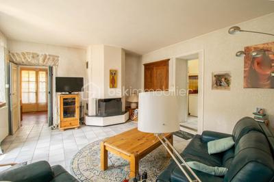 Maison de village - 123 m² - 6 pièces