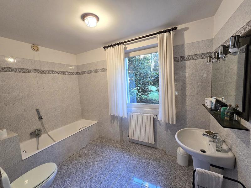 Maison de maîtres - 200 m² - 7 pièces