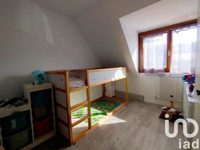 Maison - 93 m² - 5 pièces