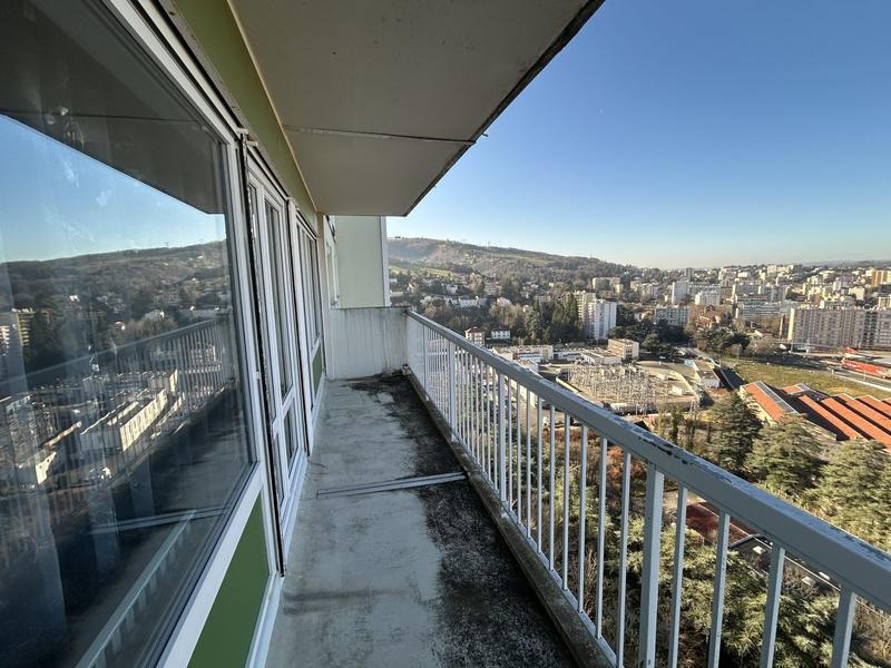 Appartement - 85 m² - 6 pièces