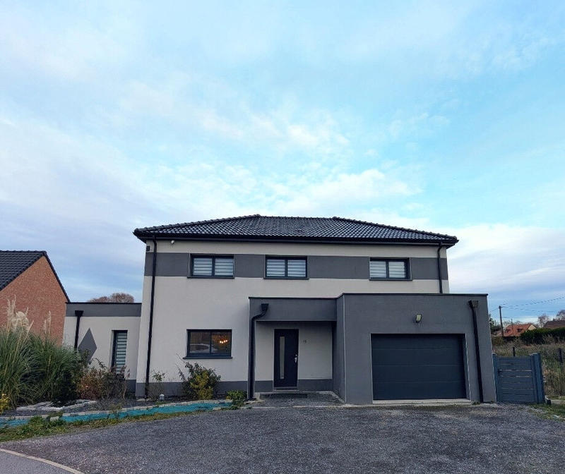 Maison - 135 m² - 7 pièces