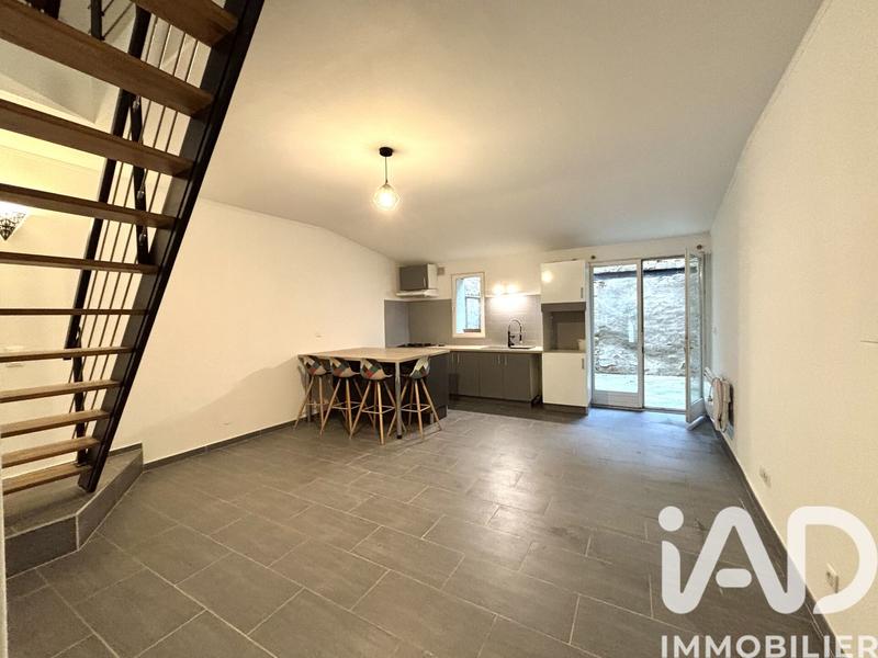 Maison - 83 m² - 4 pièces