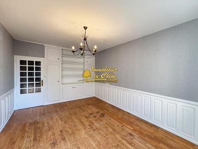 Maison - 206 m² - 9 pièces