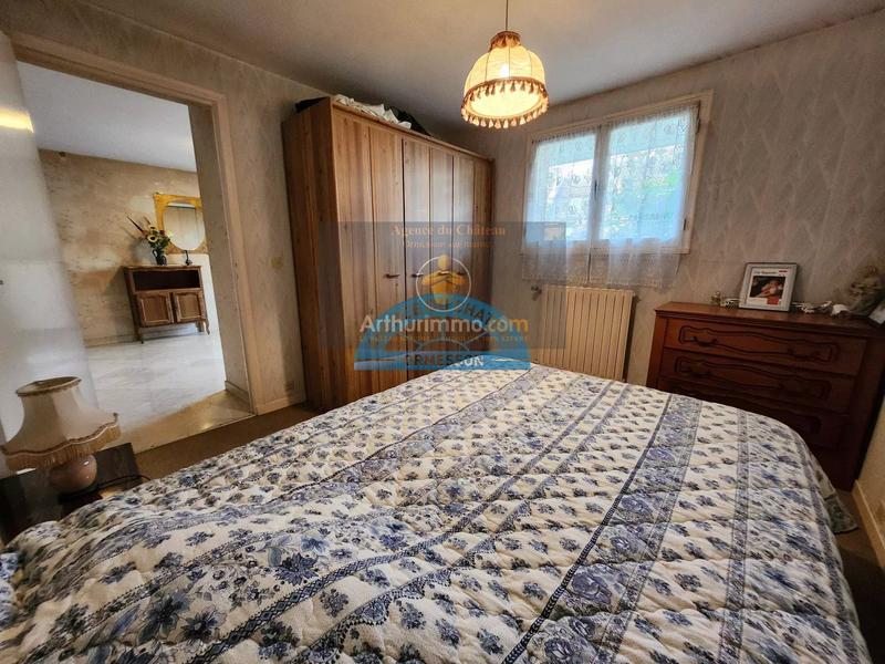 Maison - 200 m² - 8 pièces